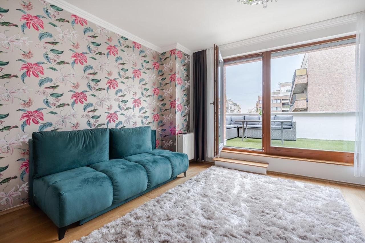 Penthouse Three Bedrooms, Three Balconies Apartment With Free Parking In Kiraly Street Boedapest Buitenkant foto